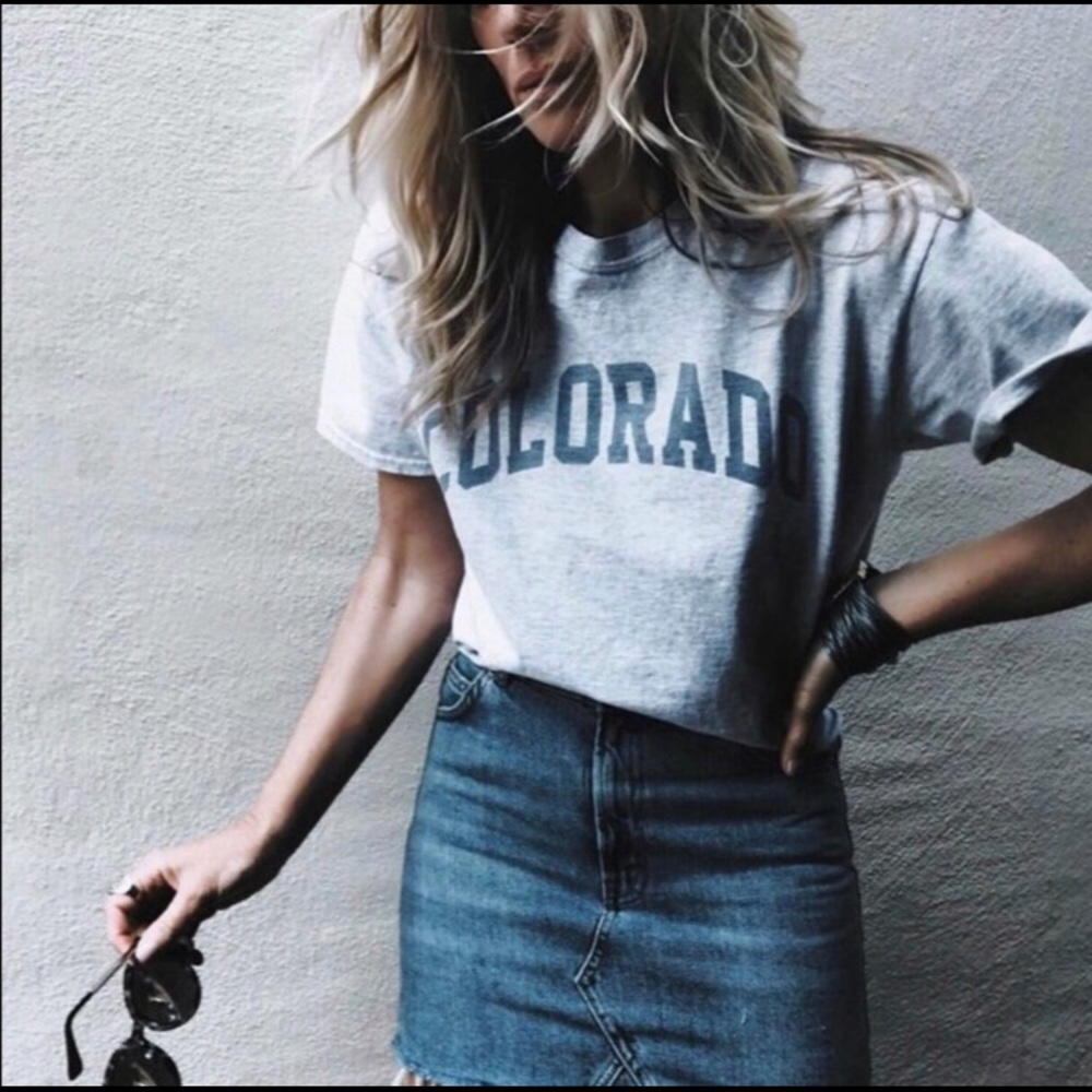 Surprise Vintage Graphic tee - Picture 3 of 7